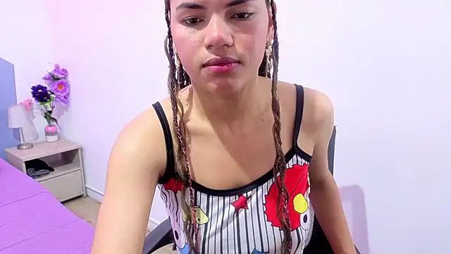 revecacruz  online show from February 2026 04:00:01 PM