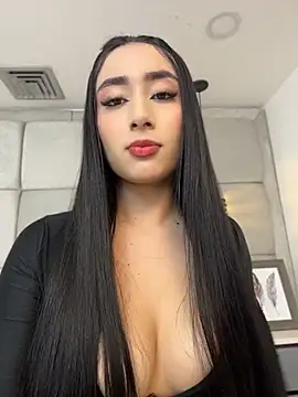 IvonneOwen online show from June 2026 02:45:01 AM