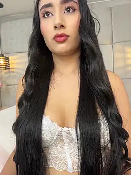 IvonneOwen online show from June 2026 11:18:01 PM