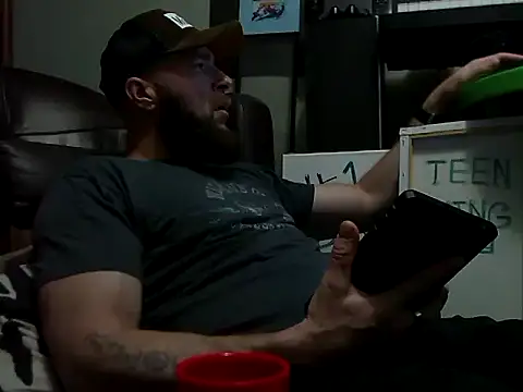 Numba1dad  online show from January 2026 04:18:01 AM