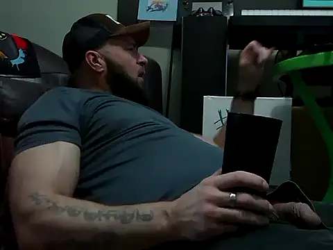 Numba1dad  online show from February 2026 07:54:01 PM