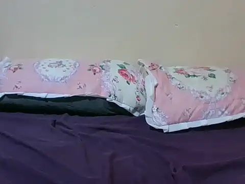 Quueenafrica online show from January 2026 06:21:02 PM