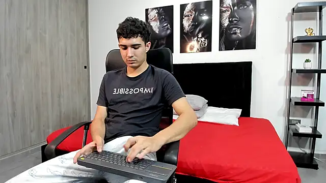 Alejo Grey online show from February 2026 06:36:02 PM