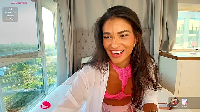 Maxine Spencer online show from March 2026 08:12:01 PM