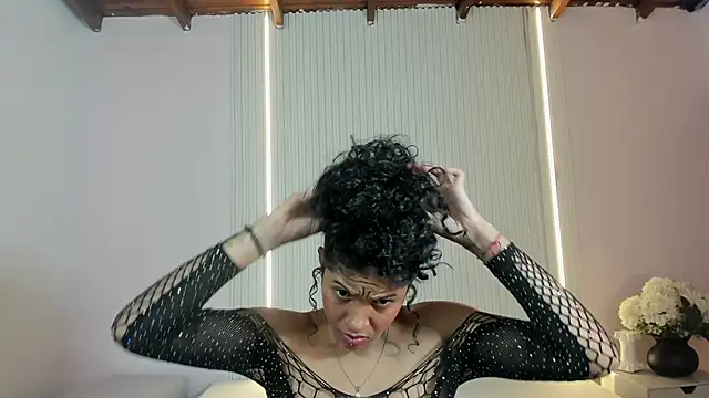 Snapshot of LyraFrost5 chatting on March 2026 12:25:01 AM LyraFrost5 online show from March 2026 12:25:01 AM