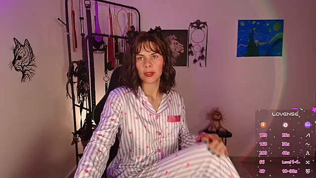 ariannaconnor  online show from May 2026 01:29:02 PM