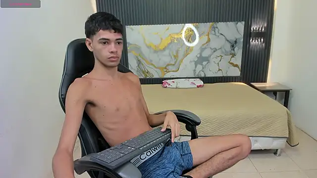 Dark Desiree18 online show from March 2026 12:12:02 PM