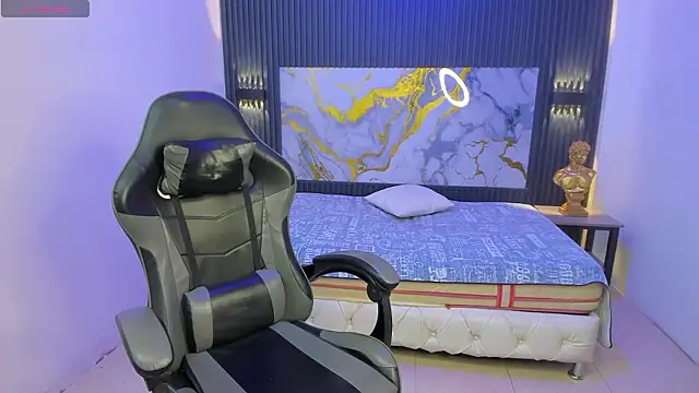 Dark Desiree18 online show from March 2026 09:04:01 AM