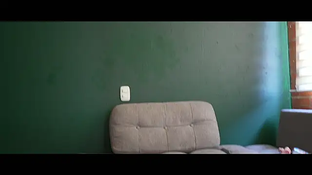 sarahe9769 online show from May 2026 06:46:01 PM