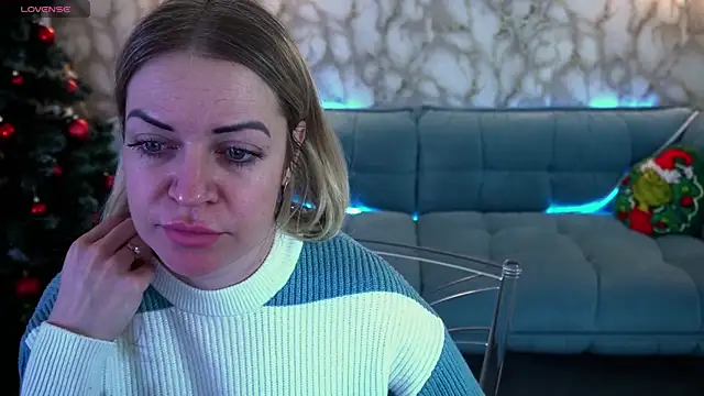 AnnaRayy online show from January 2026 06:48:01 AM