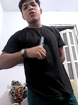 VersedChip online show from February 2026 03:49:02 AM