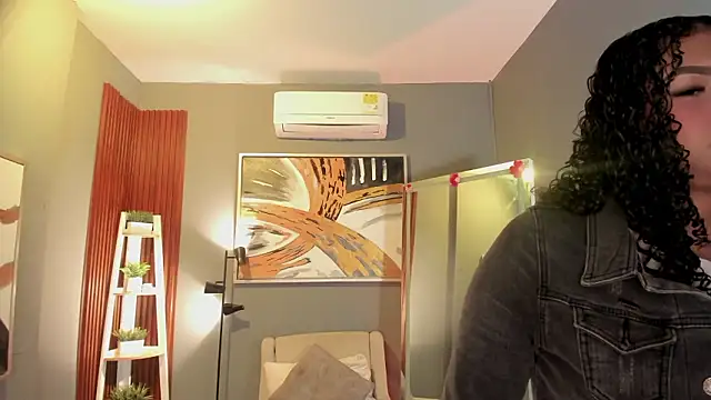 ailann  online show from March 2026 07:30:01 PM