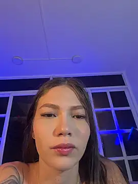 EmmaJhoons online show from February 2026 12:05:02 PM