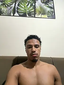 Snapshot of LorenzoBlack27 chatting on June 2026 10:41:01 PM LorenzoBlack27 online show from June 2026 10:41:01 PM