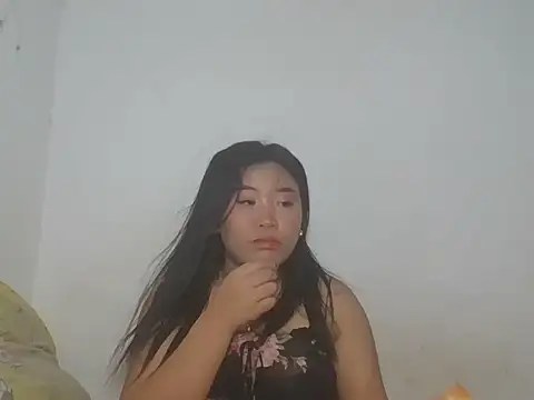 Zyeiii online show from May 2026 05:43:02 PM