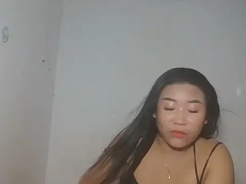 Zyeiii online show from June 2026 06:29:02 PM