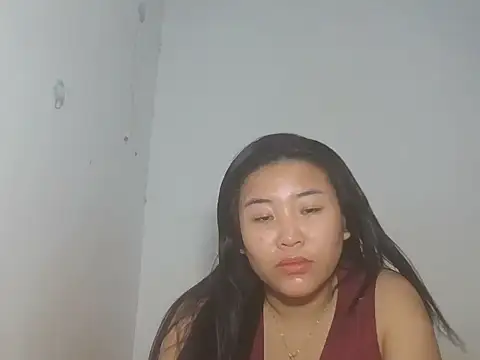 Zyeiii online show from June 2026 06:49:01 PM