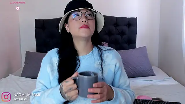 Mia Charlotte2 online show from January 2026 04:42:02 PM