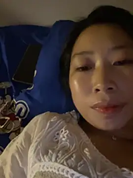 Snapshot of Mayly_lucky2 chatting on June 2026 02:29:01 PM Mayly lucky2 online show from June 2026 02:29:01 PM