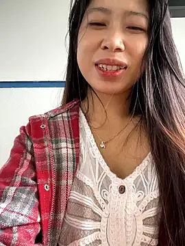 Snapshot of Mayly_lucky2 chatting on July 2026 02:44:01 AM Mayly lucky2 online show from July 2026 02:44:01 AM