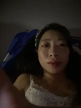 Snapshot of Mayly_lucky2 chatting on July 2026 10:44:02 PM Mayly lucky2 online show from July 2026 10:44:02 PM