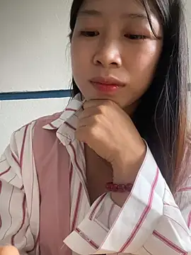 Snapshot of Mayly_lucky2 chatting on July 2026 11:08:01 AM Mayly lucky2 online show from July 2026 11:08:01 AM