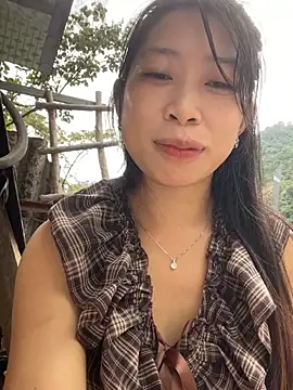 Snapshot of Mayly_lucky2 chatting on July 2026 01:47:01 AM Mayly lucky2 online show from July 2026 01:47:01 AM