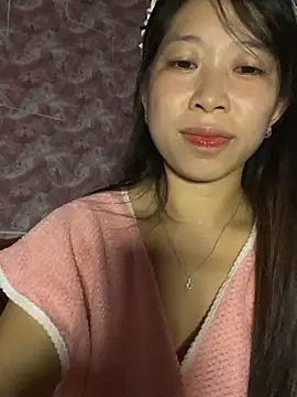 Snapshot of Mayly_lucky2 chatting on July 2026 01:43:02 PM Mayly lucky2 online show from July 2026 01:43:02 PM