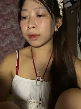 Snapshot of Mayly_lucky2 chatting on July 2026 01:54:01 PM Mayly lucky2 online show from July 2026 01:54:01 PM