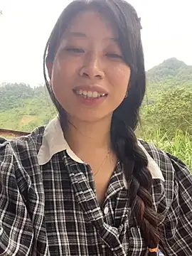 Snapshot of Mayly_lucky2 chatting on August 2026 09:04:01 AM Mayly lucky2 online show from August 2026 09:04:01 AM