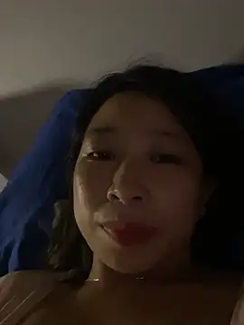 Snapshot of Mayly_lucky2 chatting on August 2026 02:20:02 PM Mayly lucky2 online show from August 2026 02:20:02 PM