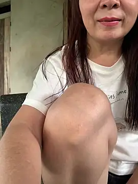 Snapshot of -Mery- chatting on August 2026 11:04:02 AM -Mery- online show from August 2026 11:04:02 AM