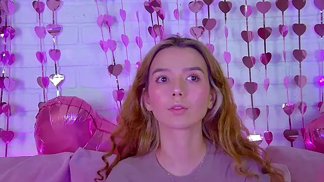 VanessaVienne online show from February 2026 04:25:01 PM