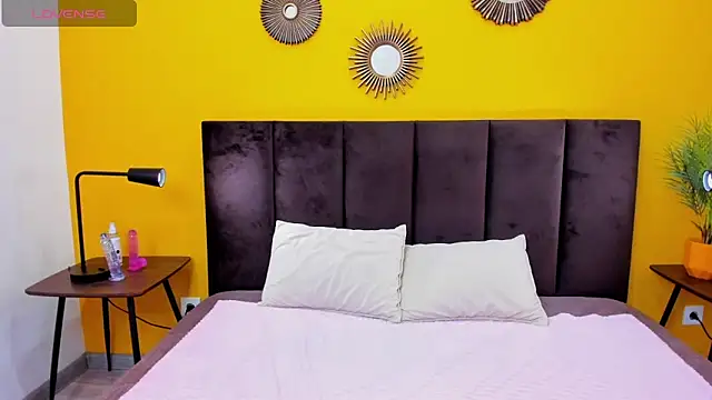 Snapshot of IvyDainty chatting on February 2026 01:32:02 AM IvyDainty online show from February 2026 01:32:02 AM