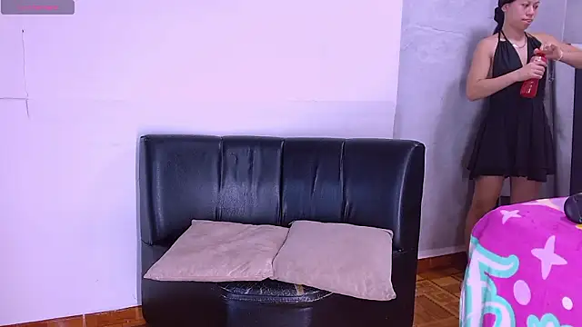 Snapshot of Sophi_and_Jack chatting on March 2026 10:37:01 PM Sophi and Jack online show from March 2026 10:37:01 PM