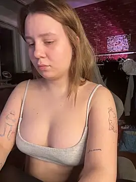 Snapshot of AnnaSeint chatting on March 2026 05:23:02 PM AnnaSeint online show from March 2026 05:23:02 PM