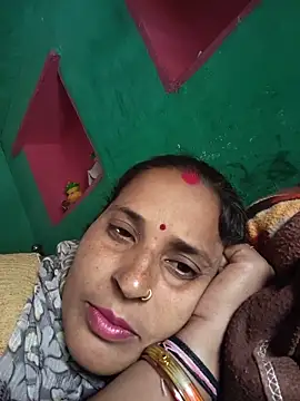 Snapshot of Reena_lodha chatting on June 2026 07:42:01 AM Reena lodha online show from June 2026 07:42:01 AM