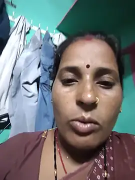 Snapshot of Reena_lodha chatting on July 2026 10:03:01 PM Reena lodha online show from July 2026 10:03:01 PM
