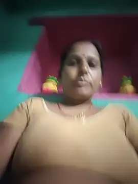 Snapshot of Reena_lodha chatting on July 2026 10:36:02 PM Reena lodha online show from July 2026 10:36:02 PM