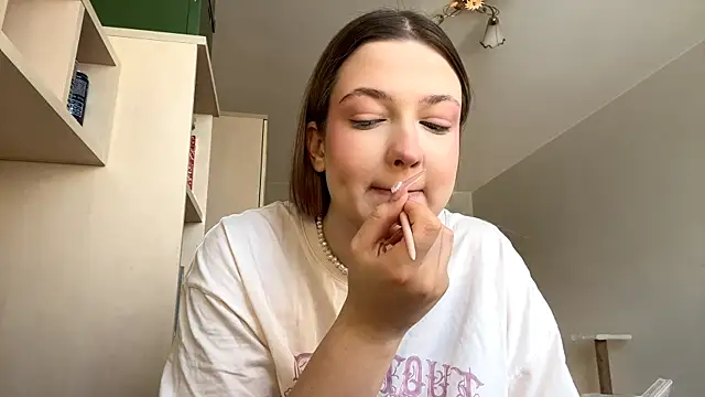 JammieMickiewicz online show from February 2026 08:21:02 AM