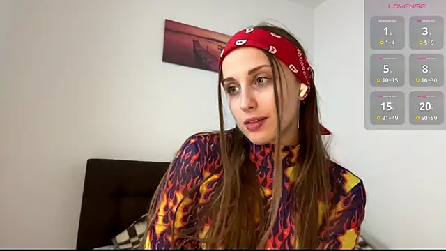 EvaRenard online show from April 2026 05:04:02 PM