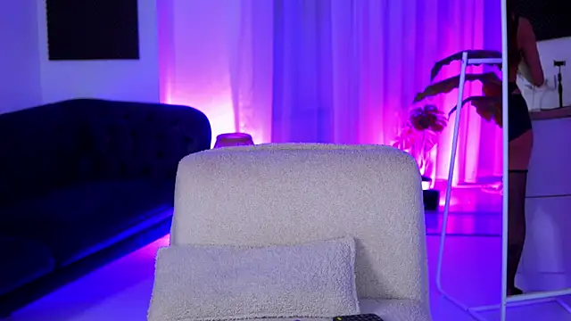 Arabian Rose online show from May 2026 07:42:02 PM