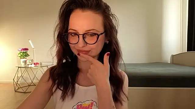 Satin Sin online show from May 2026 05:09:02 PM