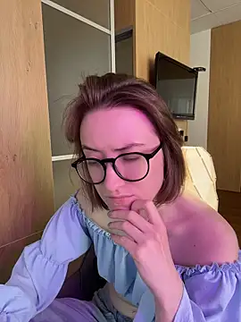 Persephone Kore online show from May 2026 04:12:02 PM