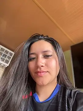 Veronica Wins  online show from May 2026 01:40:01 PM