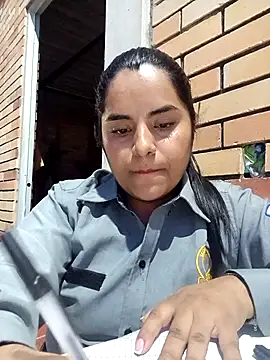 Isabel 3 online show from February 2026 11:19:02 PM