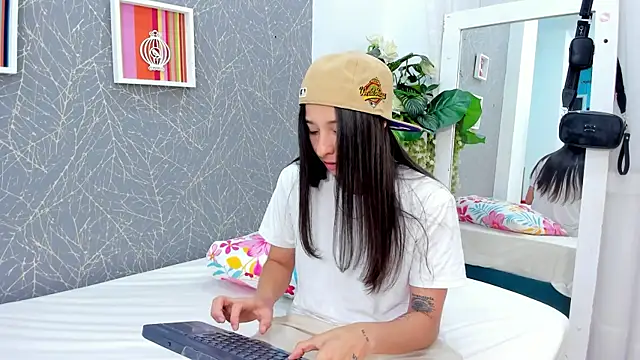 ViictoriiaSaenz online show from May 2026 04:07:01 AM