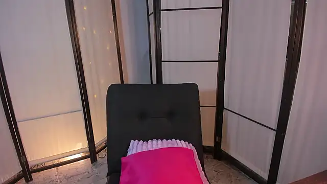 Brendajennerr online show from March 2026 09:58:02 PM