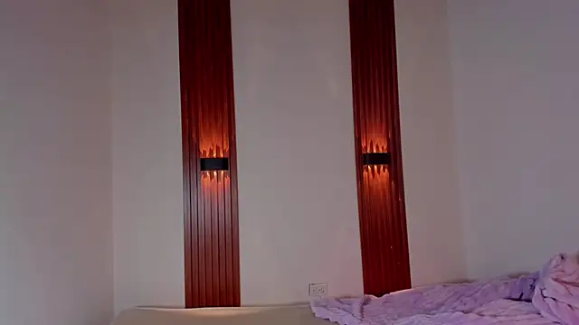 Brendajennerr online show from April 2026 07:45:01 AM