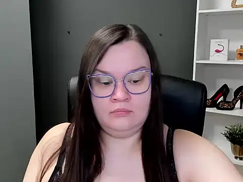 HollyDanceSoul online show from February 2026 07:20:01 AM